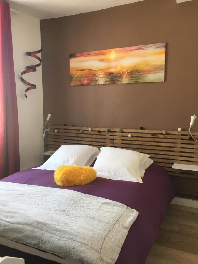 L Auberge Du Lion D Or Nanteuil-sur-Marne Buitenkant foto